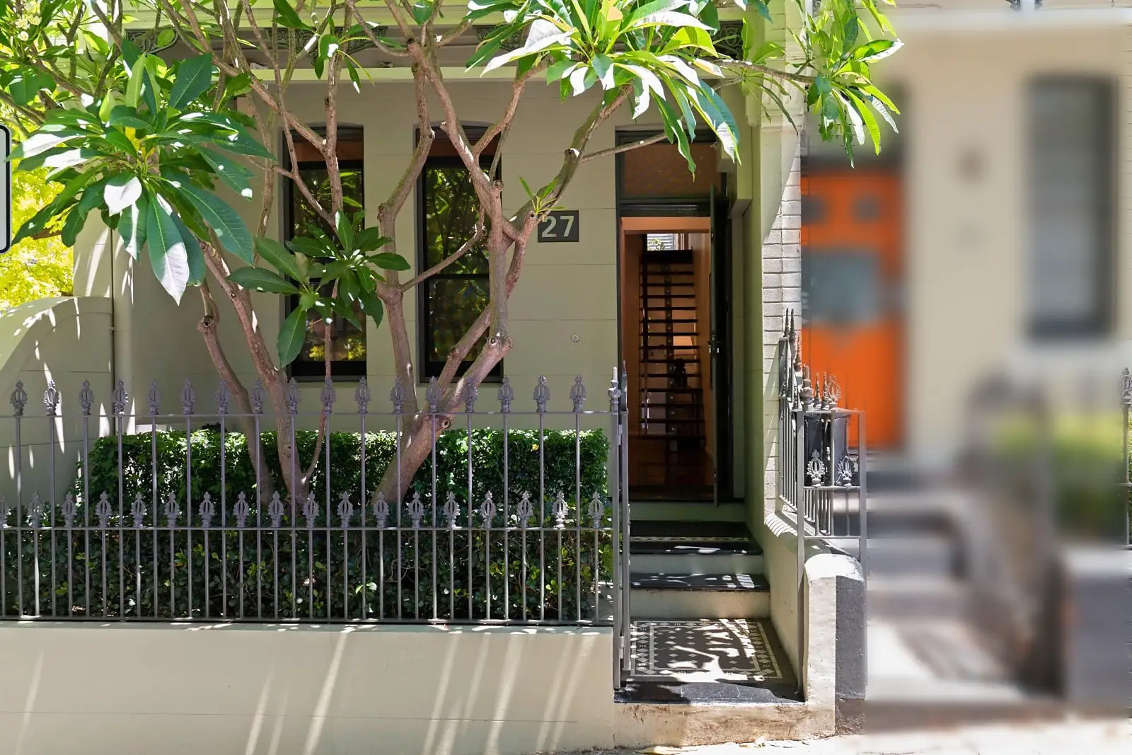 27 West Avenue, Darlinghurst Sold by Sydney Sotheby's International Realty - image 2