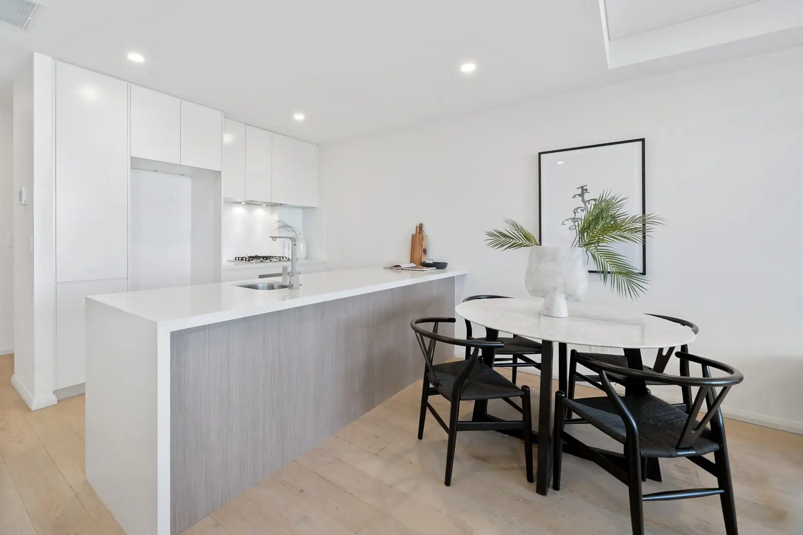 2.14/39-47 Mentmore Avenue, Rosebery Sold by Sydney Sotheby's International Realty - image 2