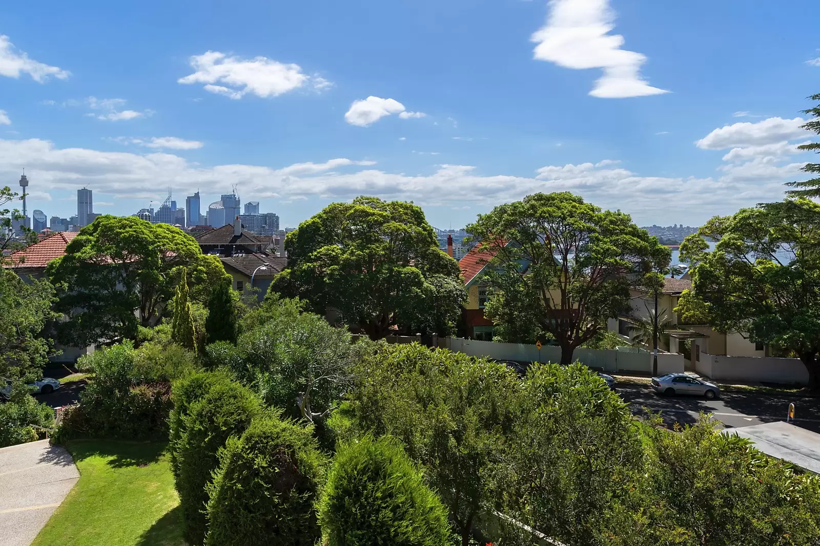 2/51 Darling Point Road, Darling Point Sold by Sydney Sotheby's International Realty - image 1