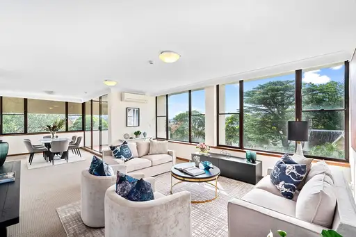 2/51 Darling Point Road, Darling Point Sold by Sydney Sotheby's International Realty