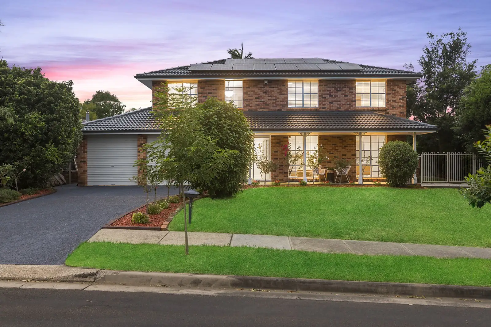 9 Featherwood Avenue, Cherrybrook Sold by Sydney Sotheby's International Realty - image 1