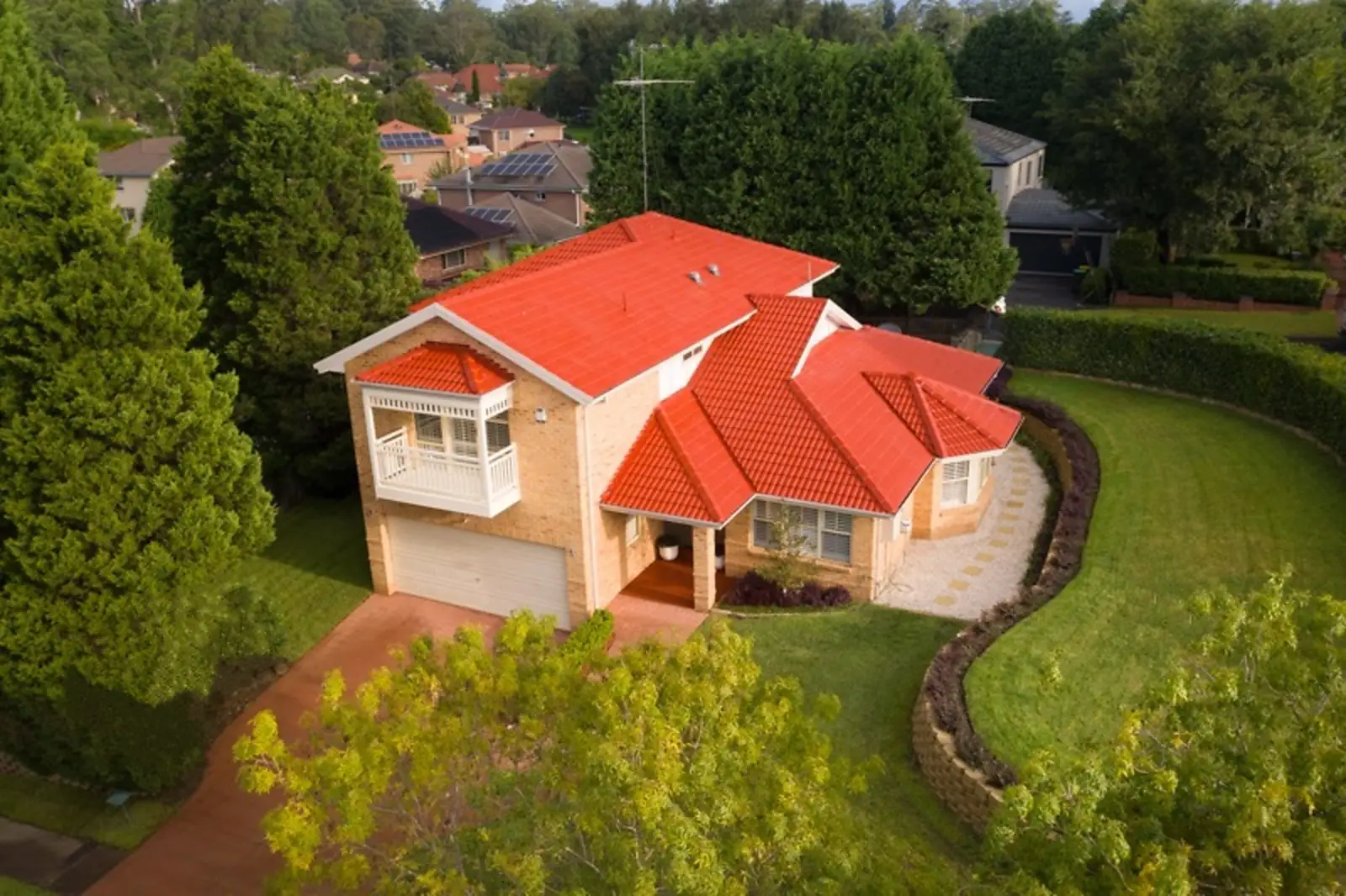 3 Clifton Place, Cherrybrook Sold by Sydney Sotheby's International Realty - image 1