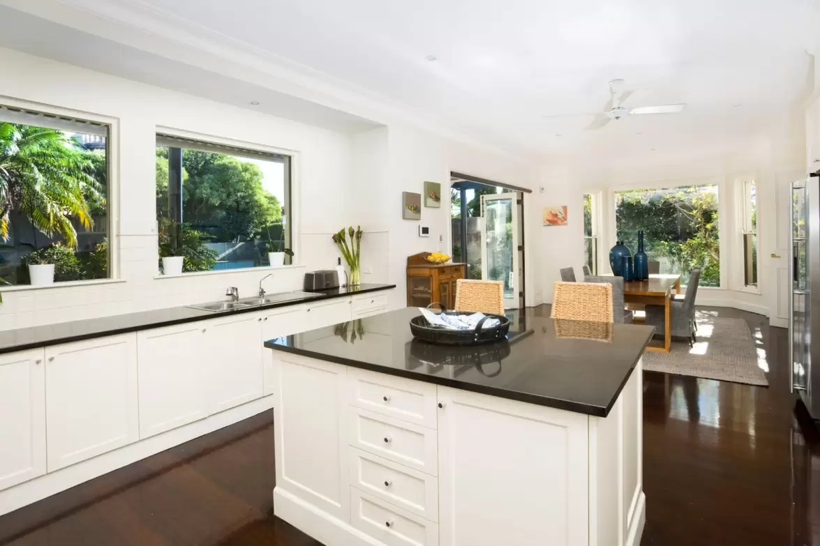 31 Olphert Avenue, Vaucluse Sold by Sydney Sotheby's International Realty - image 10