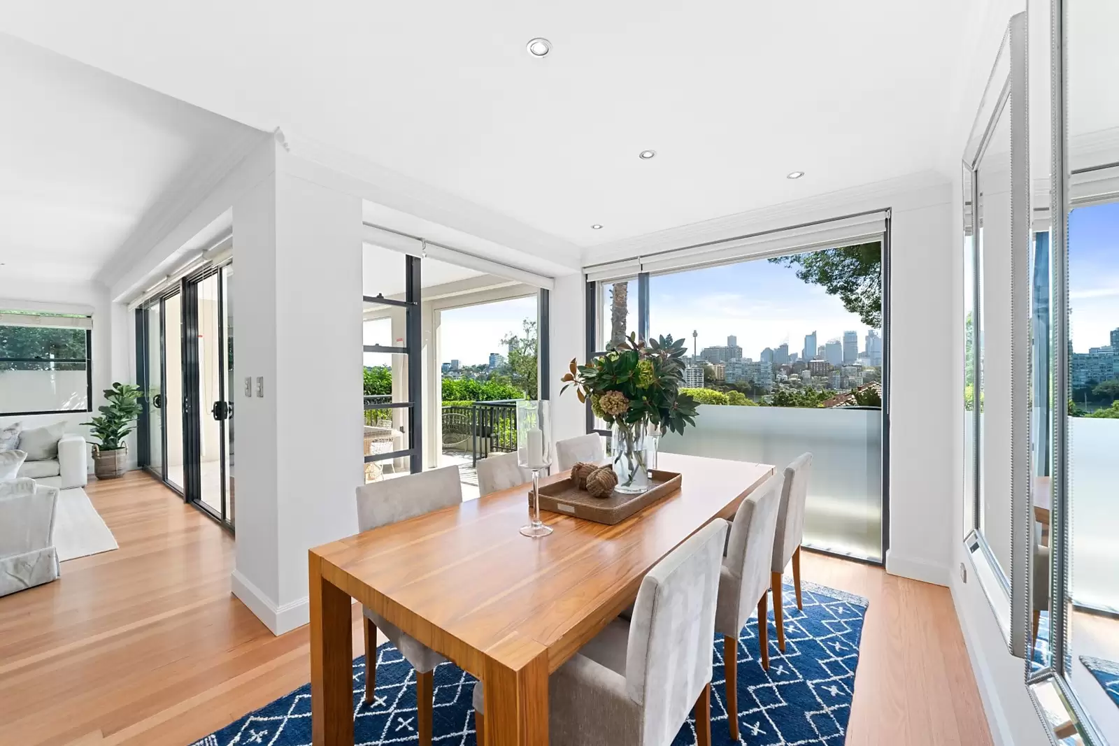 1/5 Goomerah Crescent, Darling Point Sold by Sydney Sotheby's International Realty - image 5