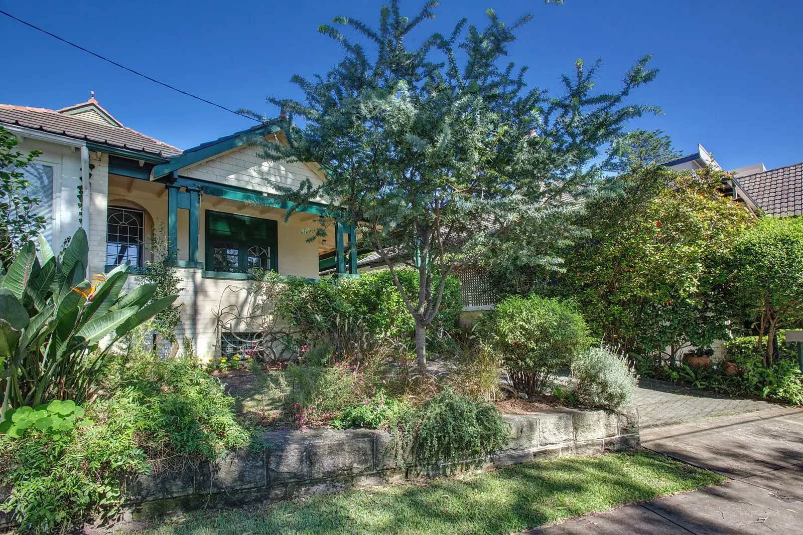12 Coolong Road, Vaucluse Sold by Sydney Sotheby's International Realty - image 1