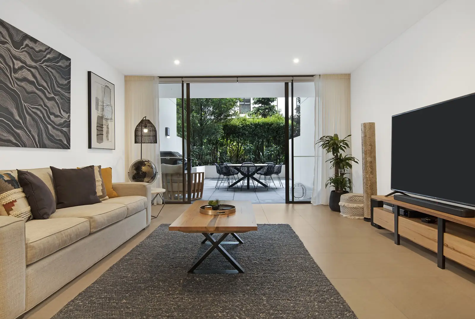 7 Grattan Close, Forest Lodge Sold by Sydney Sotheby's International Realty - image 1