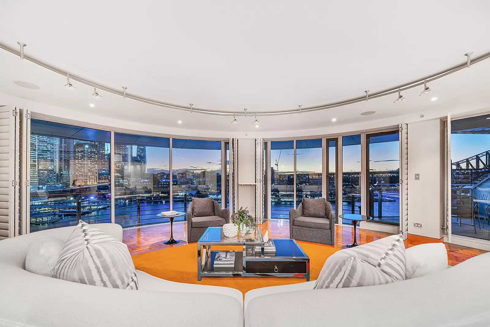 104-105/1 Macquarie Street, Sydney Sold by Sydney Sotheby's International Realty - image 4