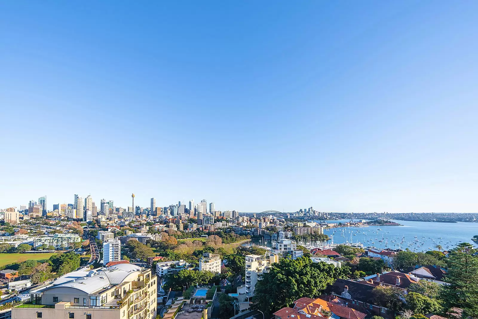 15B/3 Darling Point Road, Darling Point Sold by Sydney Sotheby's International Realty - image 1