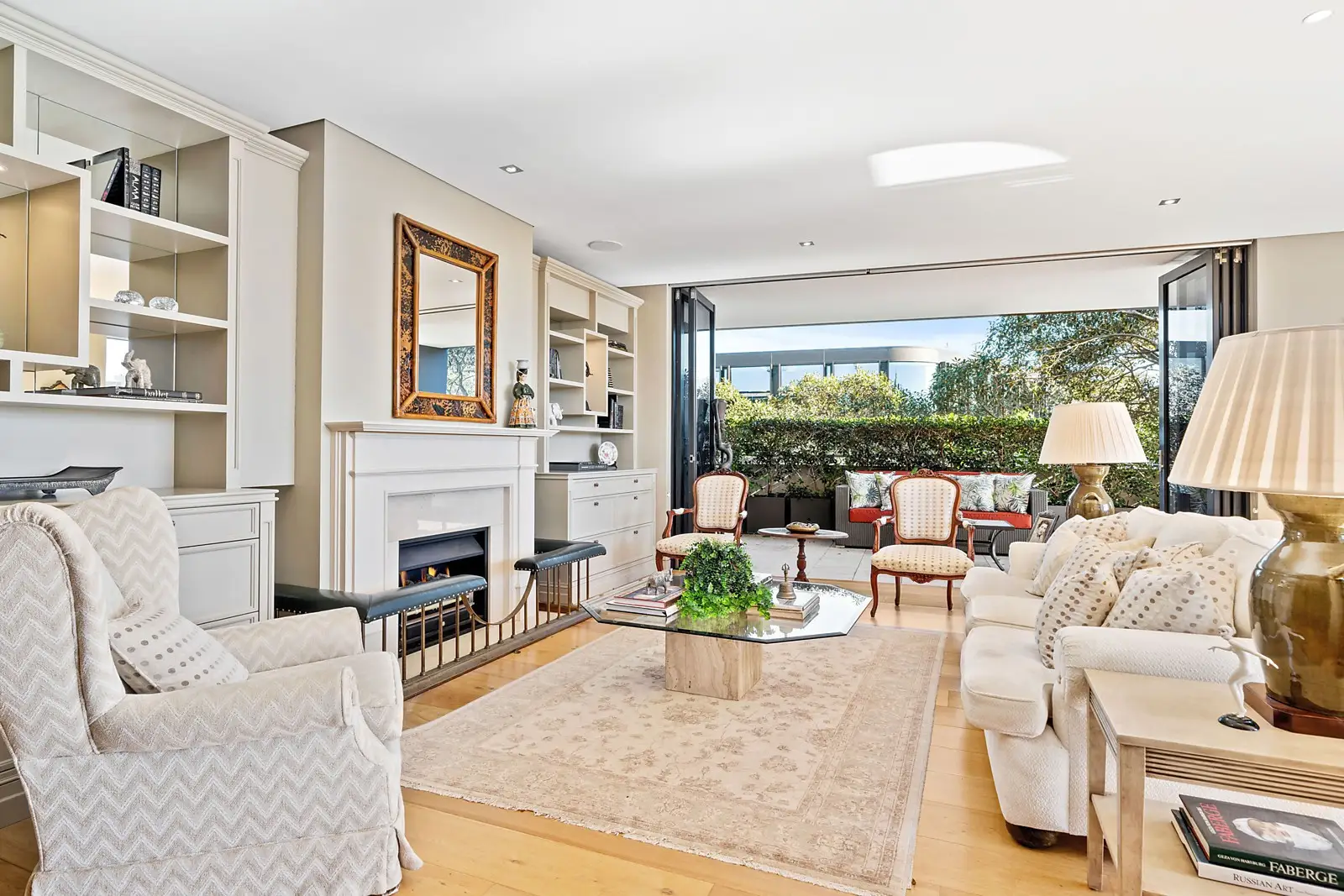 6B/2-22 Knox Street, Double Bay Sold by Sydney Sotheby's International Realty - image 2