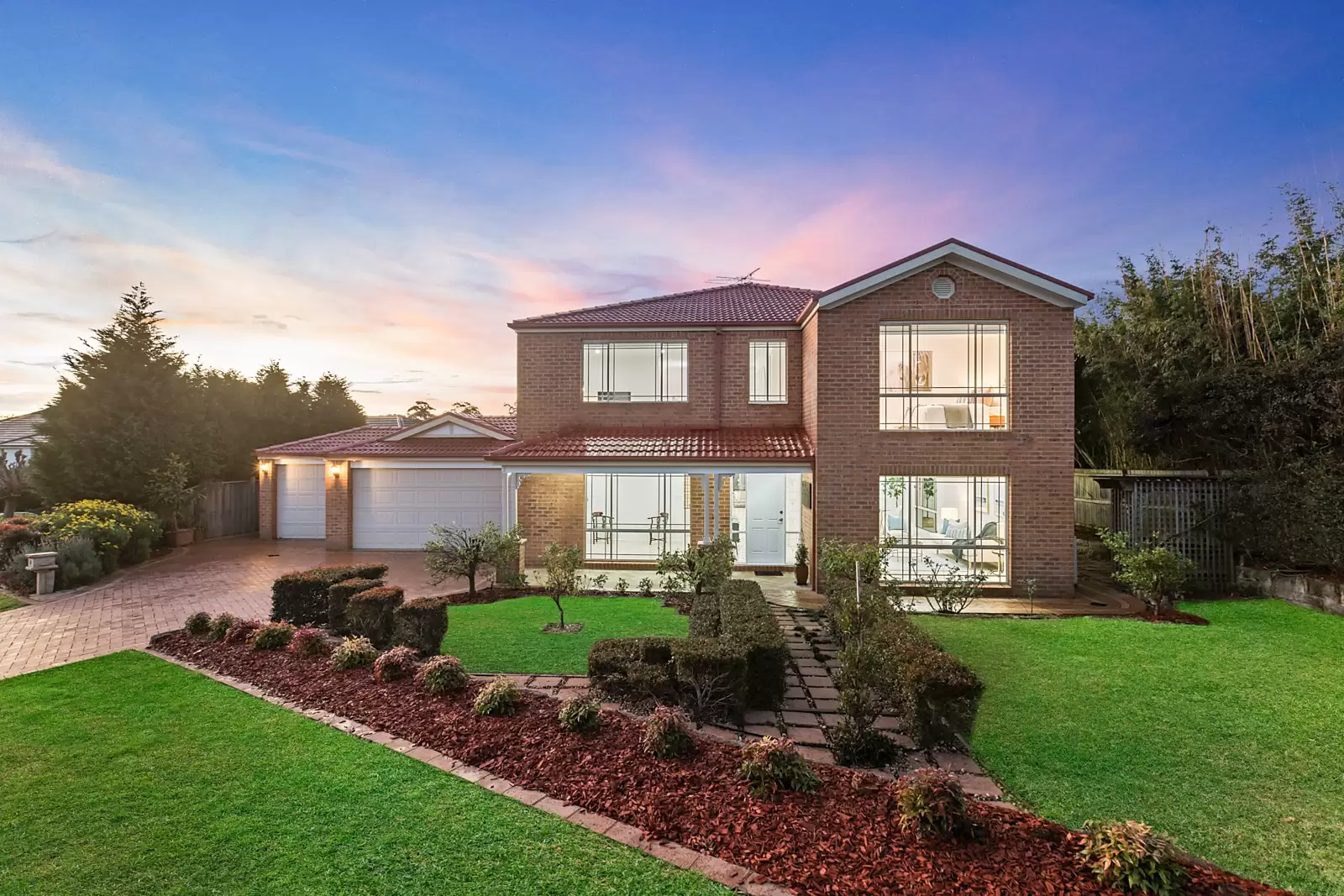 18 Carrbridge Drive, Castle Hill Sold by Sydney Sotheby's International Realty - image 4