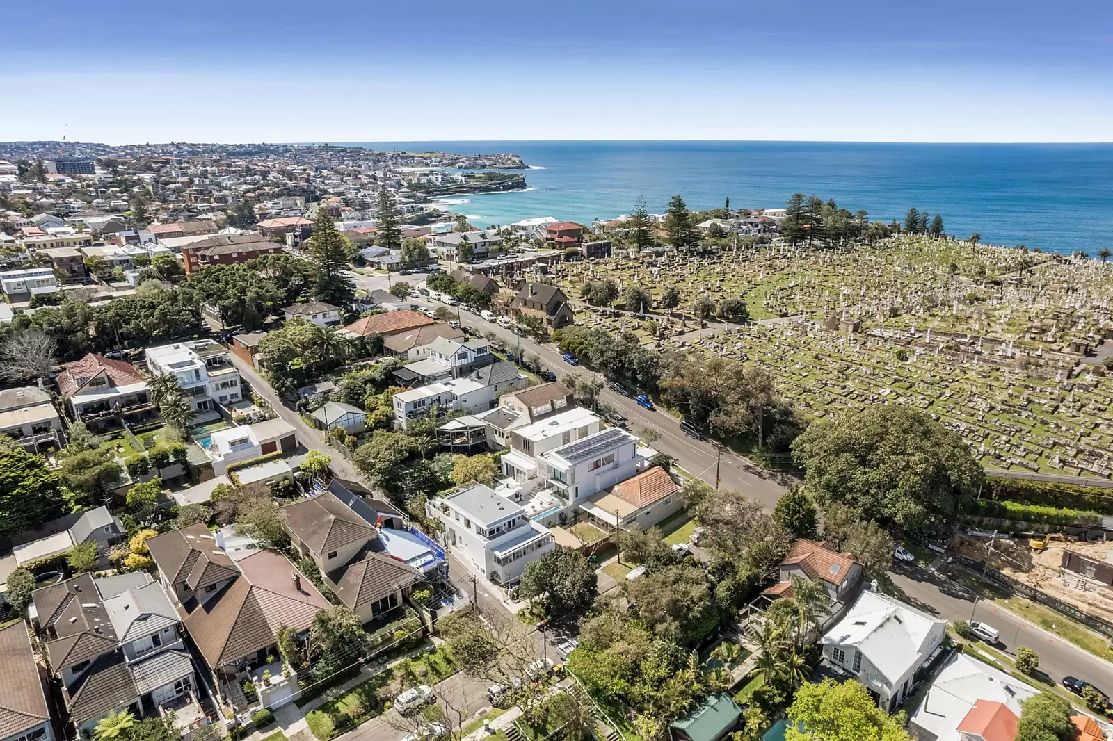 36 Busby Parade, Bronte Sold by Sydney Sotheby's International Realty - image 1