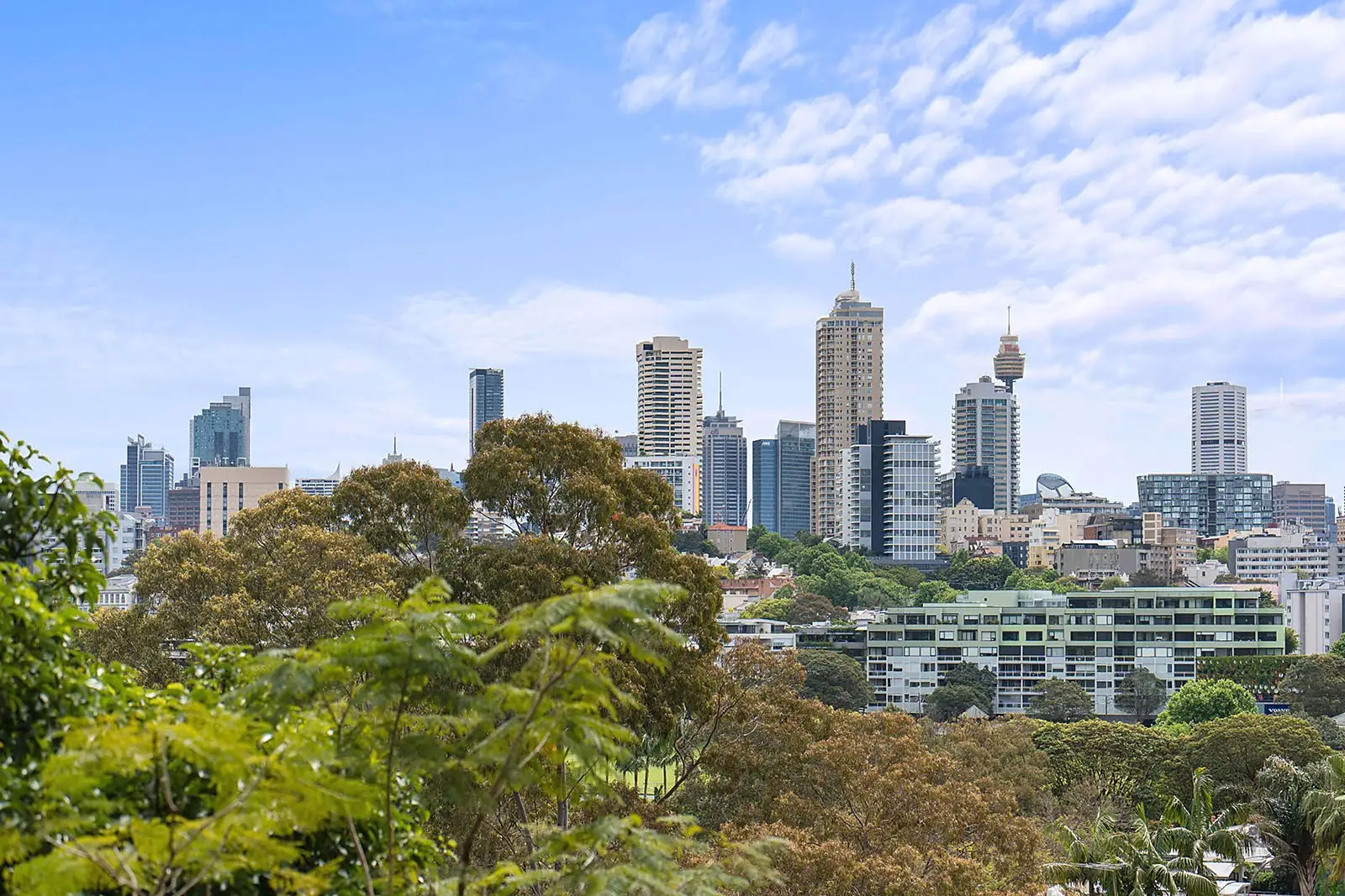 40/4 New McLean Street, Edgecliff Sold by Sydney Sotheby's International Realty - image 1