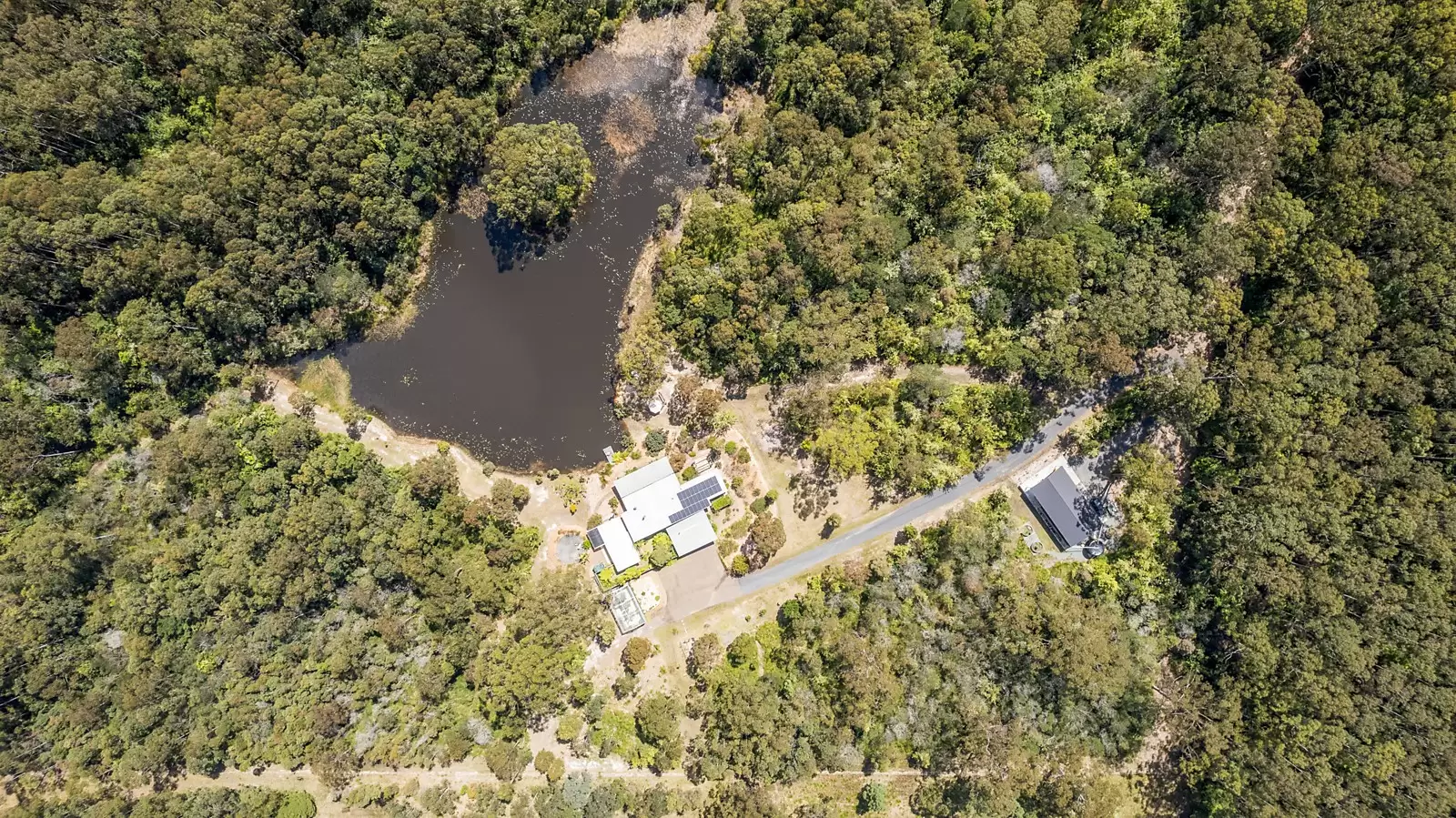 111 Tarbuck Park Road, Tarbuck Bay Sold by Sydney Sotheby's International Realty - image 8