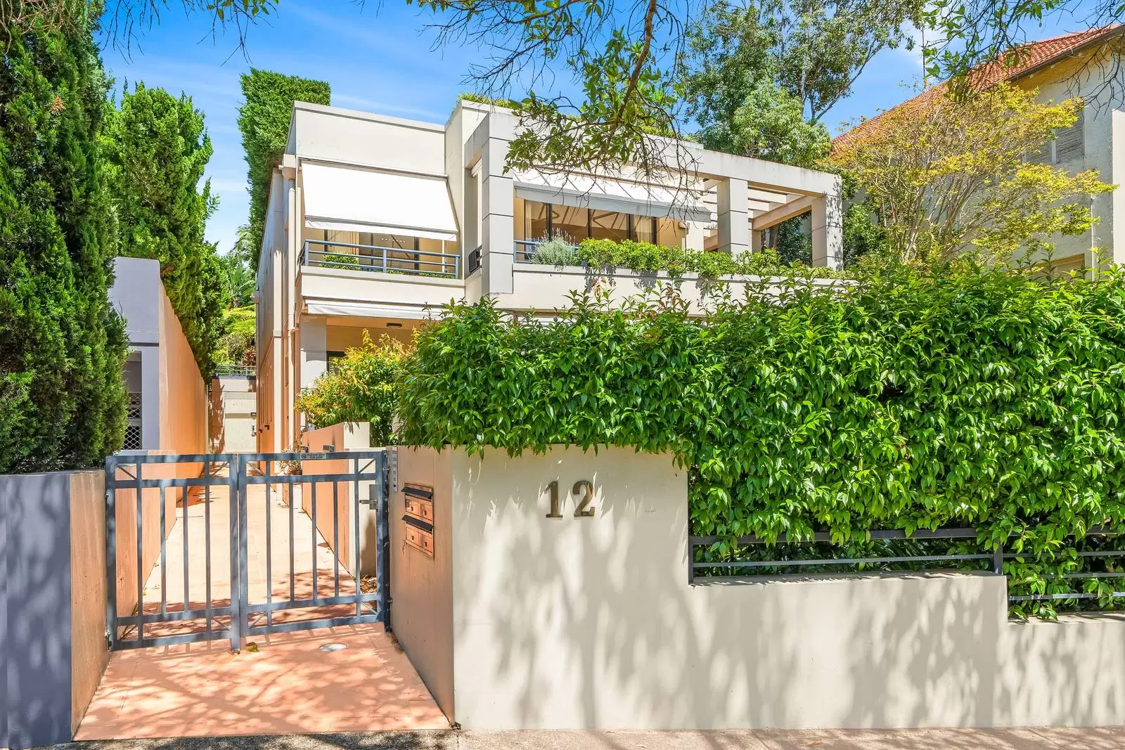 3/12 Blaxland Road, Bellevue Hill Leased by Sydney Sotheby's International Realty - image 1