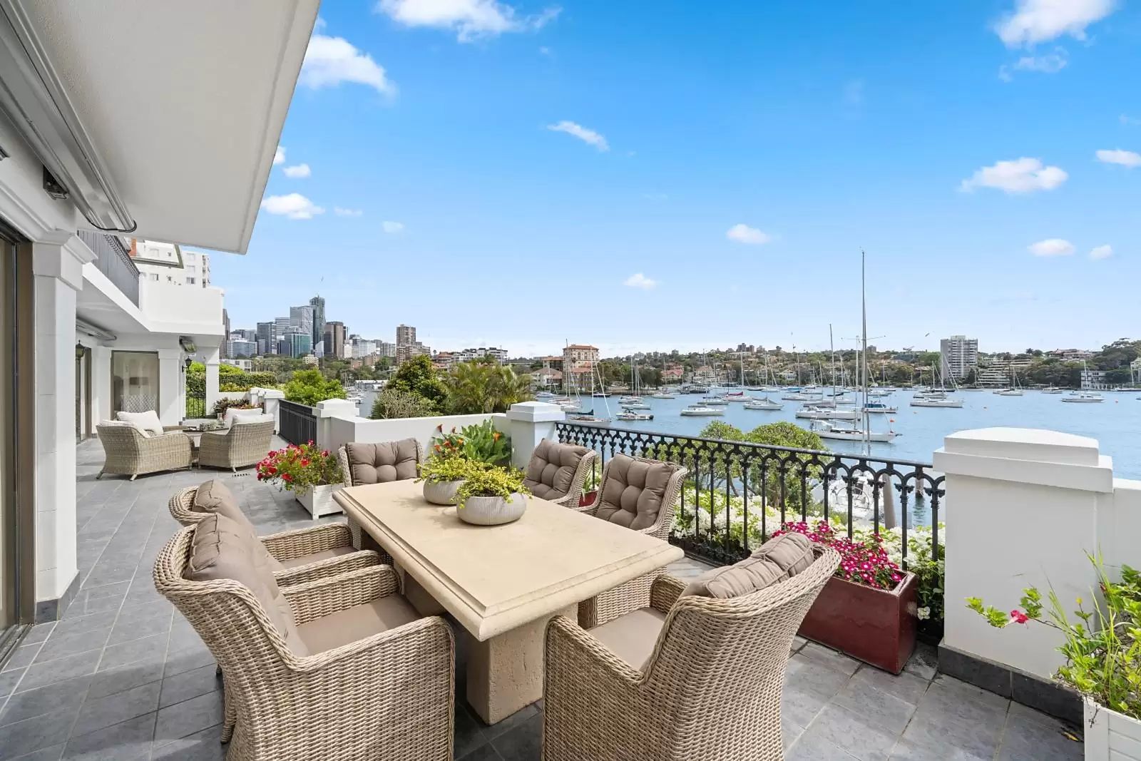 2/9 Elamang Avenue, Kirribilli Sold by Sydney Sotheby's International Realty - image 5