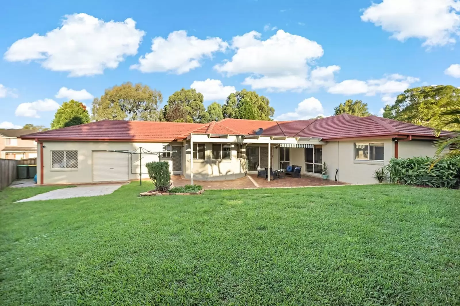 72 Darlington Drive, Cherrybrook Sold by Sydney Sotheby's International Realty - image 9