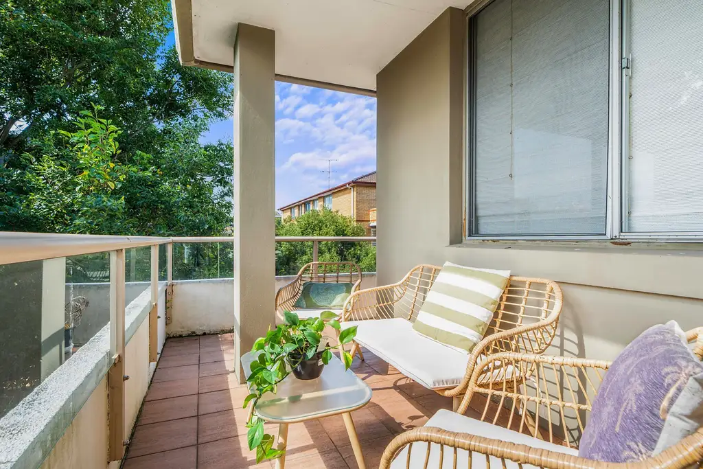 5/20 The Avenue, Rose Bay Sold by Sydney Sotheby's International Realty