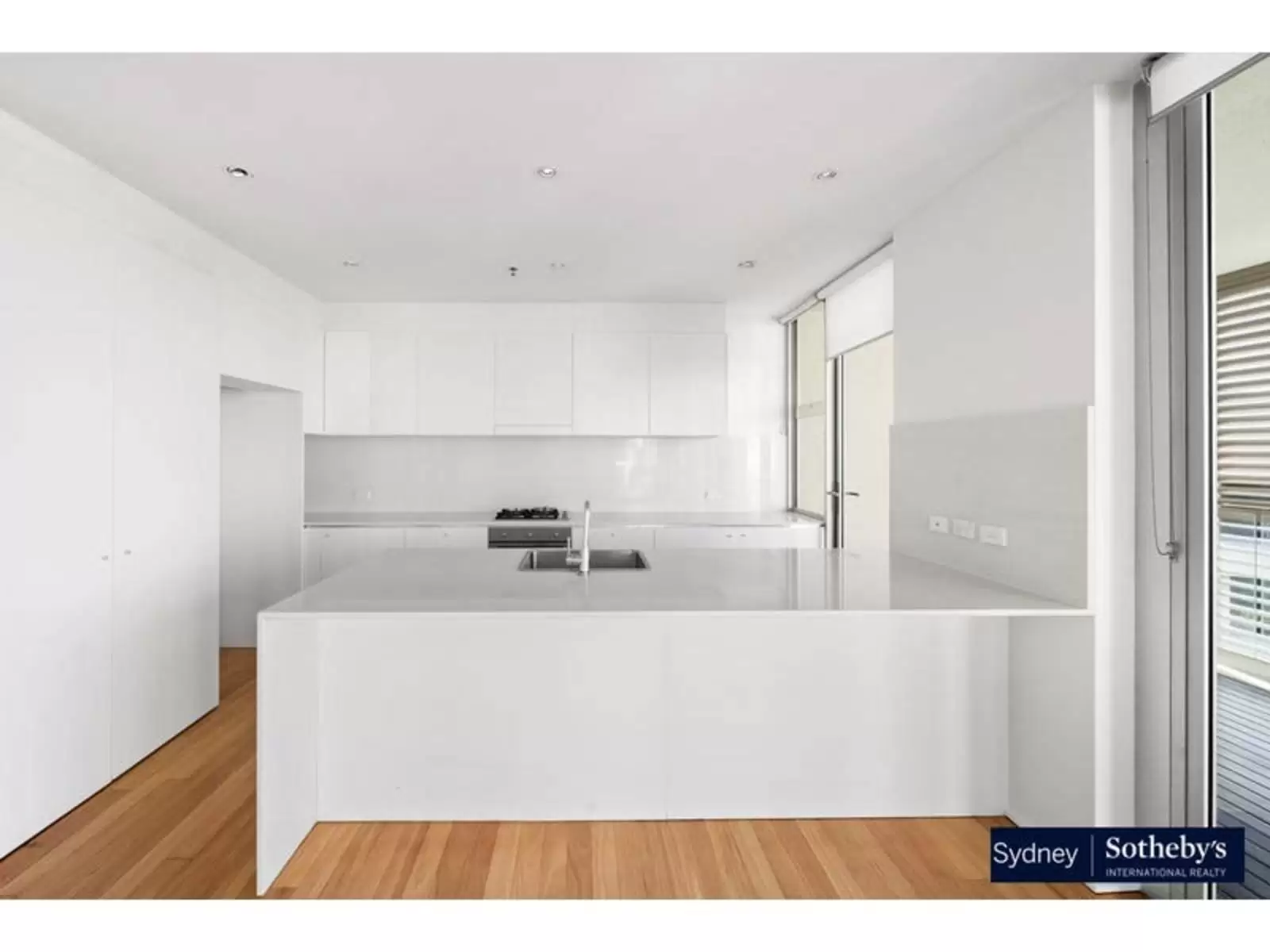 E708/310-330 Oxford Street, Bondi Junction For Lease by Sydney Sotheby's International Realty - image 2