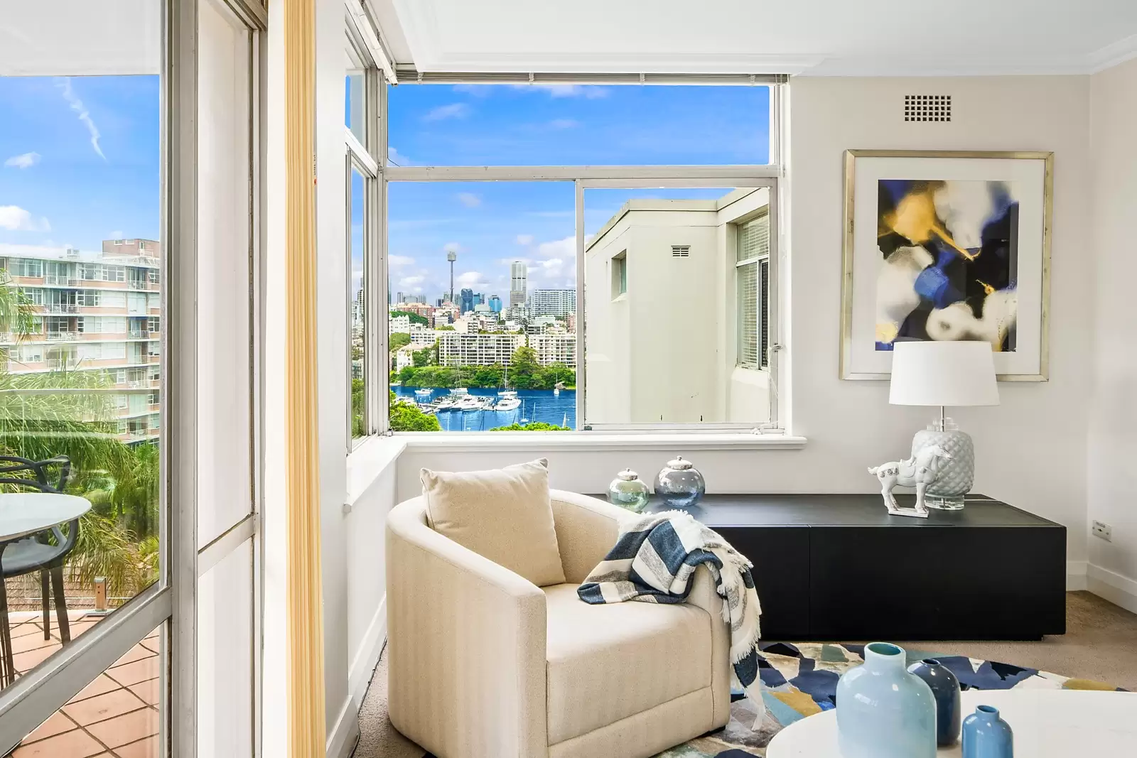 18/50 Darling Point Road, Darling Point Sold by Sydney Sotheby's International Realty - image 1