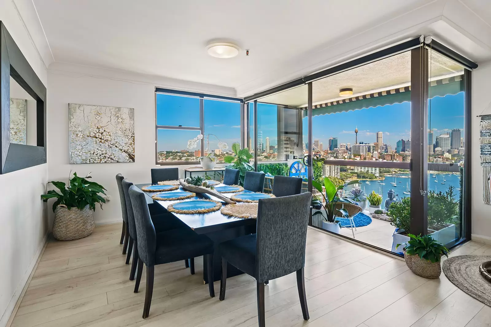23/60 Darling Point Road, Darling Point Sold by Sydney Sotheby's International Realty - image 1