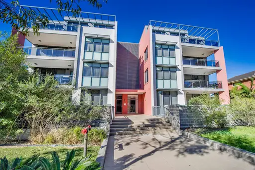 11-15 Gray Street, Sutherland Sold by Sydney Sotheby's International Realty