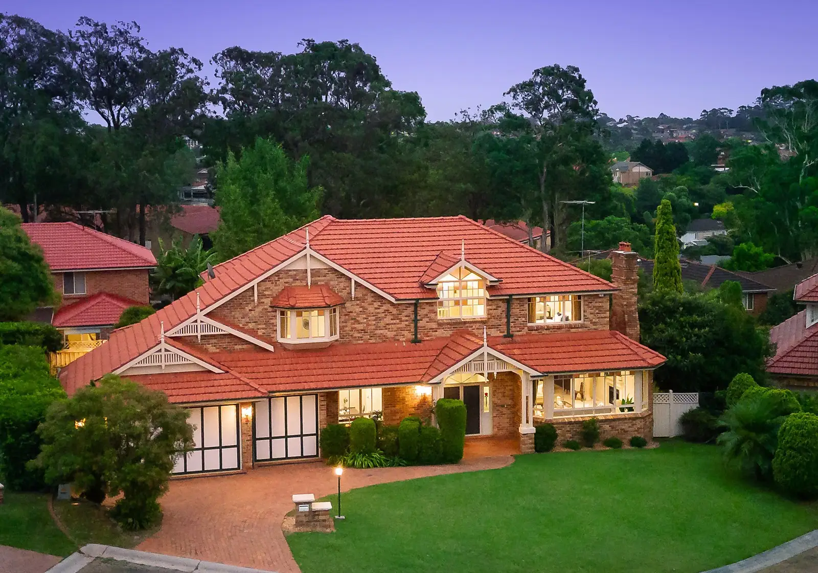 21 Fernbank Place, Cherrybrook Sold by Sydney Sotheby's International Realty - image 1