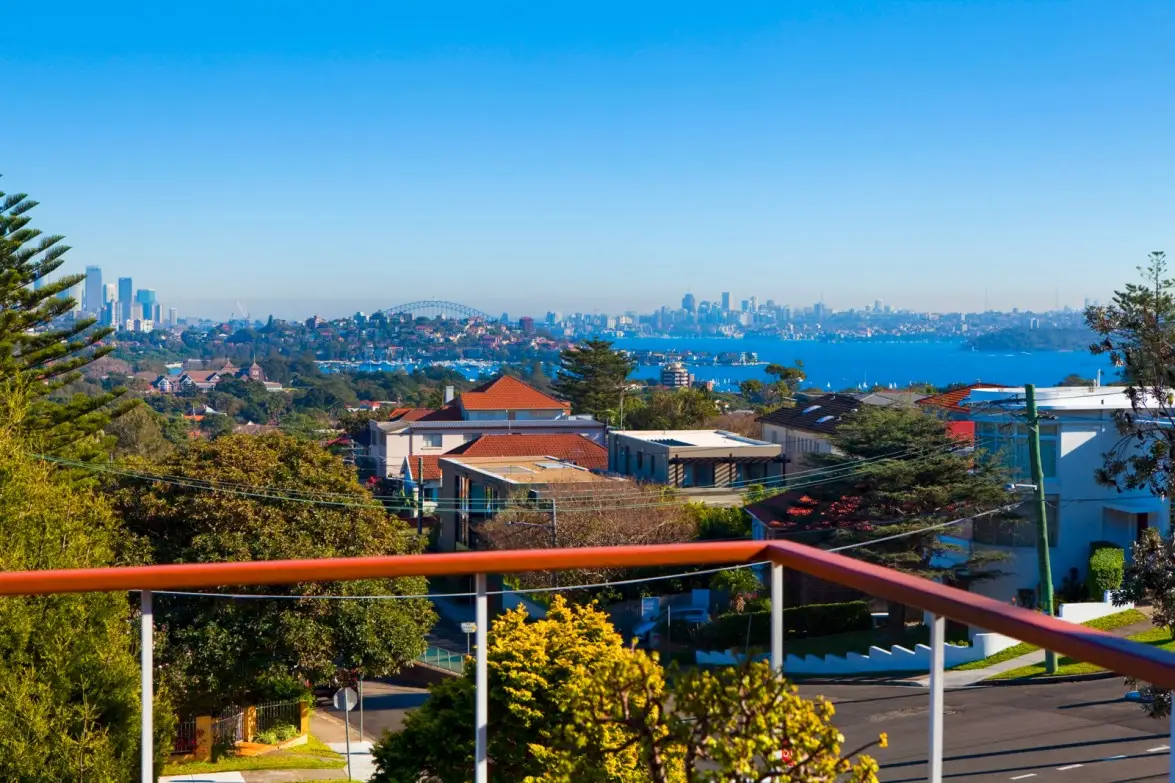 75 Hardy Street, Dover Heights Sold by Sydney Sotheby's International Realty - image 3