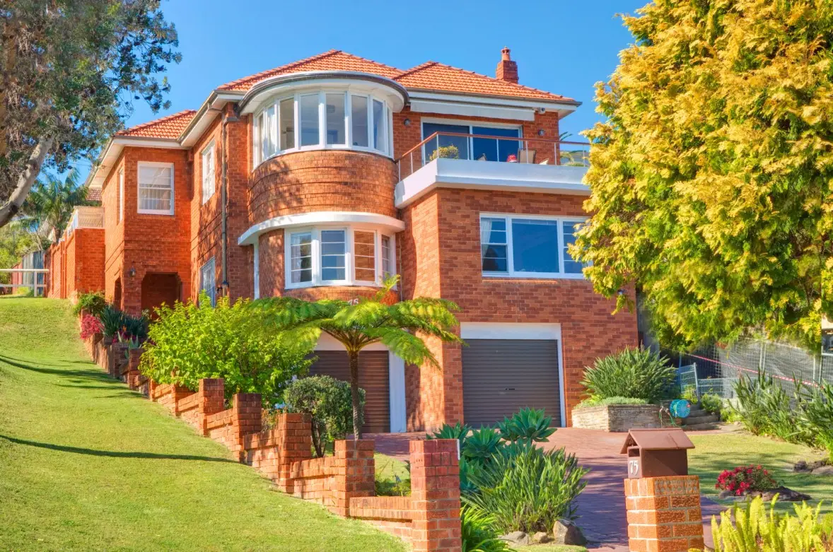 75 Hardy Street, Dover Heights Sold by Sydney Sotheby's International Realty - image 1