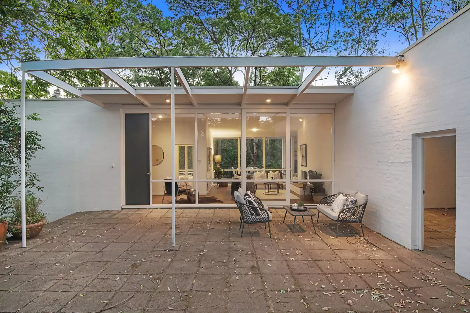23 Roland Avenue, Wahroonga Sold by Sydney Sotheby's International Realty - image 11