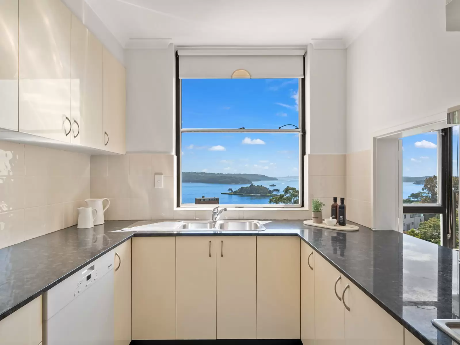 Photo #7: 6C/13-15 Thornton Street, Darling Point - Sold by Sydney Sotheby's International Realty
