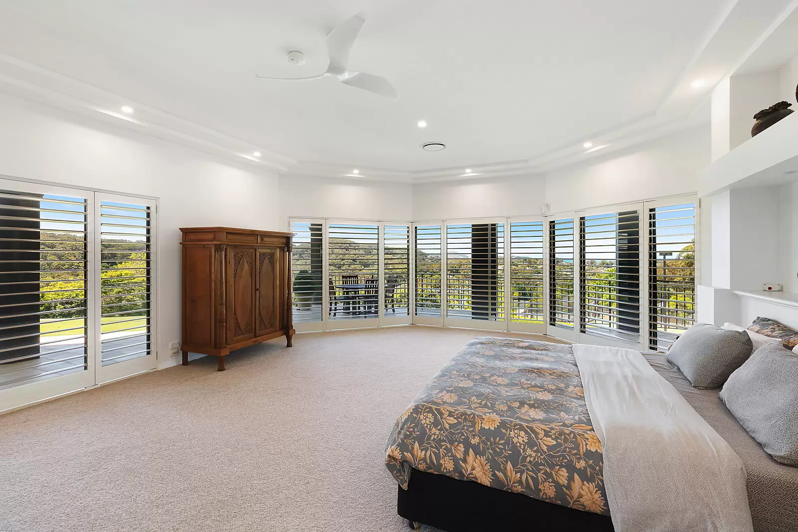 556 The Entrance Road, Wamberal Sold by Sydney Sotheby's International Realty - image 19