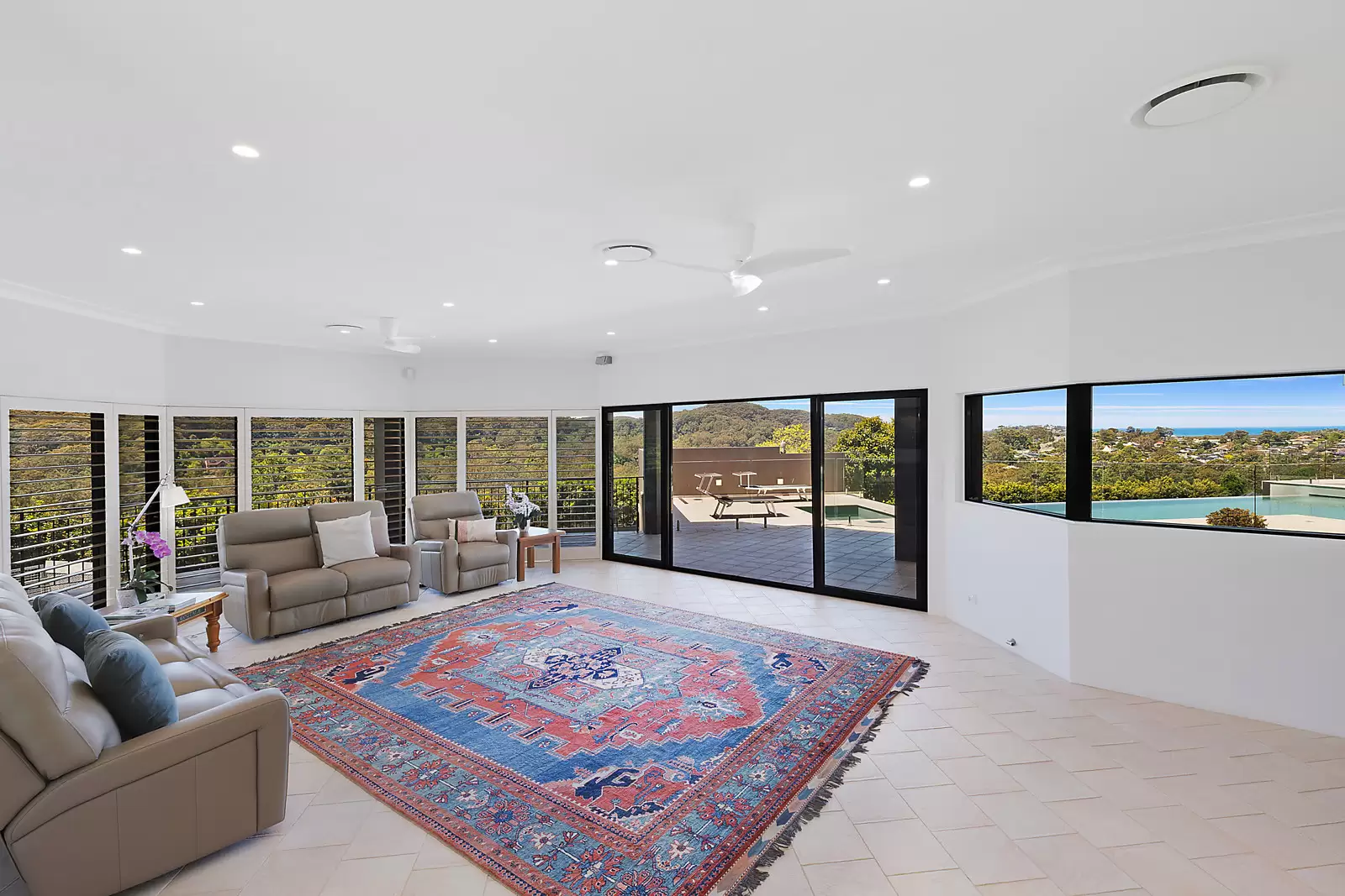 556 The Entrance Road, Wamberal Sold by Sydney Sotheby's International Realty - image 12