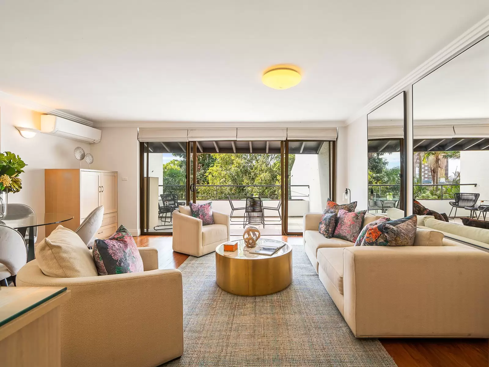 25/16-18 Rosemont Avenue, Woollahra Sold by Sydney Sotheby's International Realty - image 1