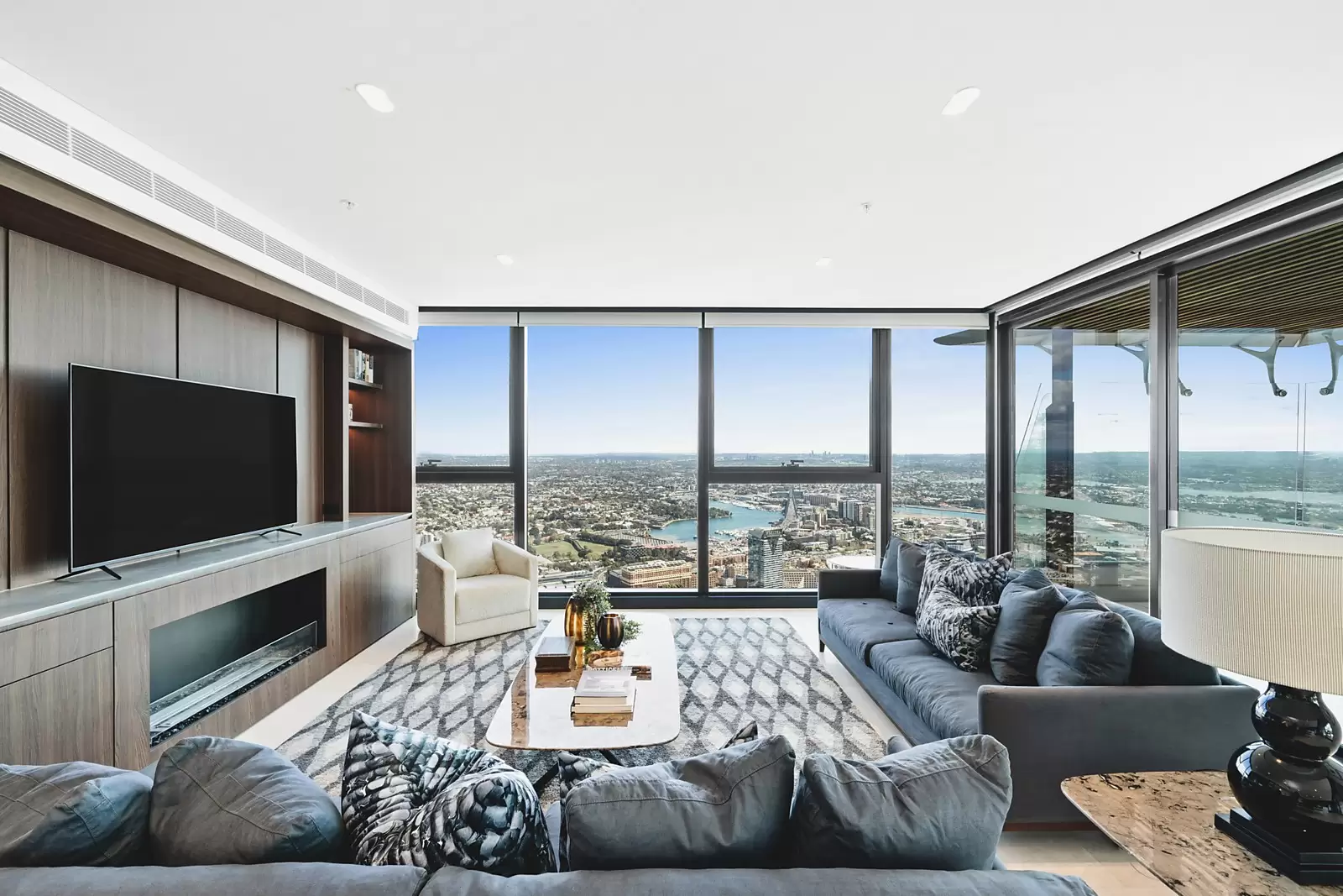 81.03/117 Bathurst Street, Sydney Sold by Sydney Sotheby's International Realty - image 4