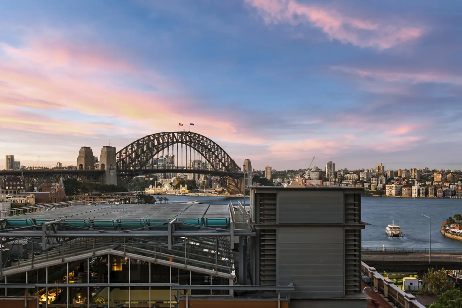 801/15 Young Street, Sydney Sold by Sydney Sotheby's International Realty - image 2