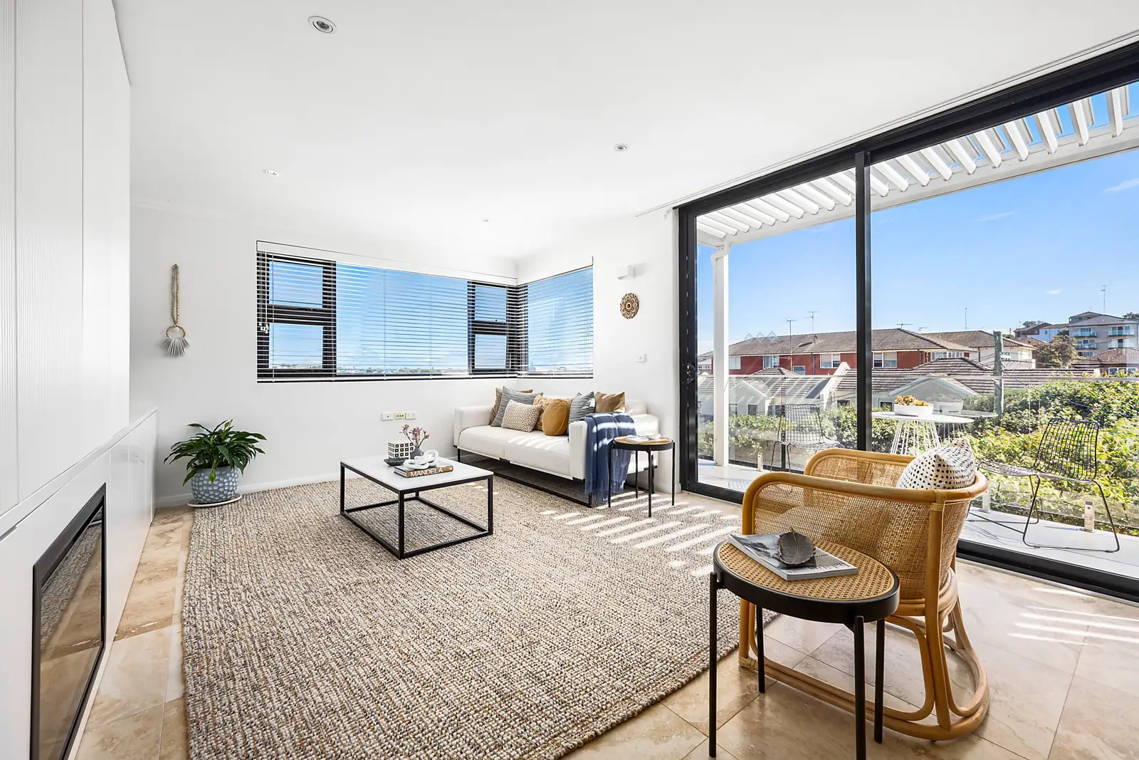 9/9-11 Beaumond Avenue, Maroubra Sold by Sydney Sotheby's International Realty - image 2