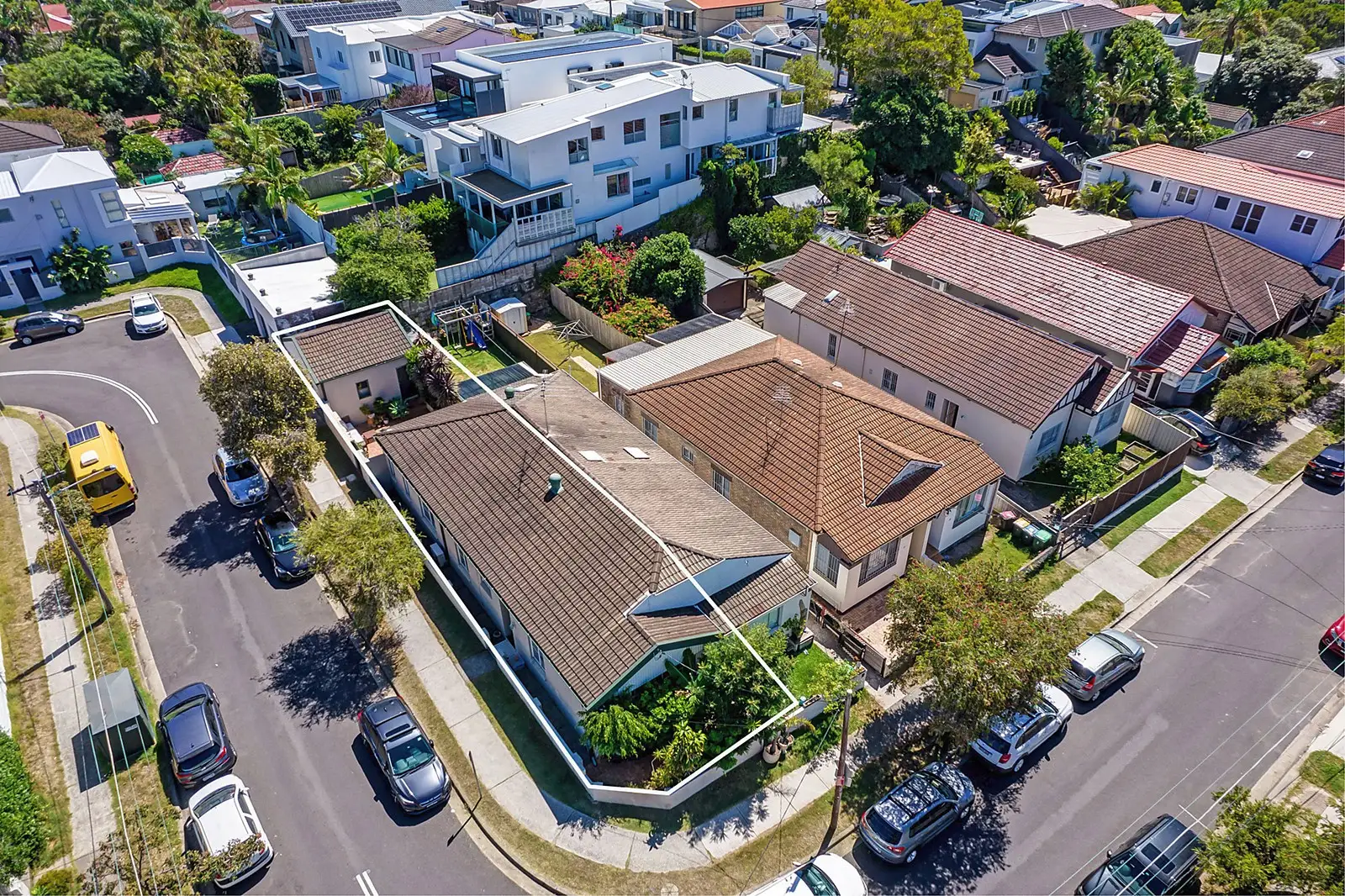 25 Plowman Street, North Bondi Sold by Sydney Sotheby's International Realty - image 2