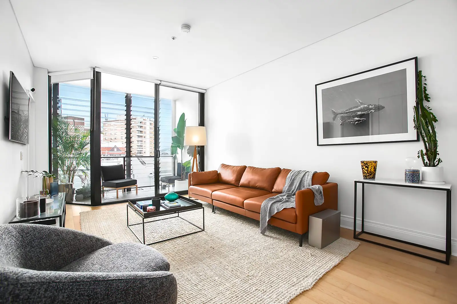 Photo #1: 305/18 Bayswater Road, Potts Point - Sold by Sydney Sotheby's International Realty
