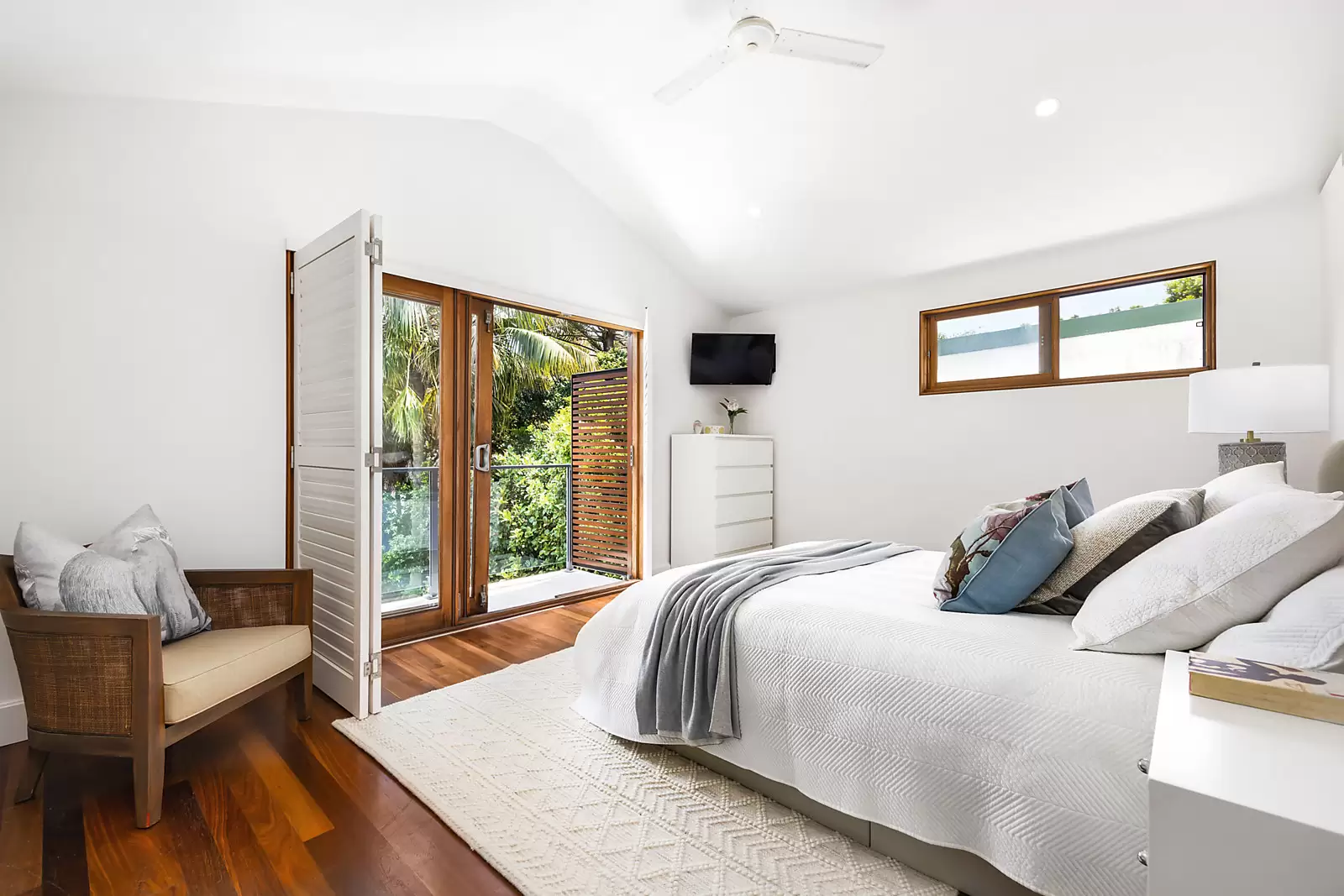 62 Brook Street, Coogee Sold by Sydney Sotheby's International Realty - image 9