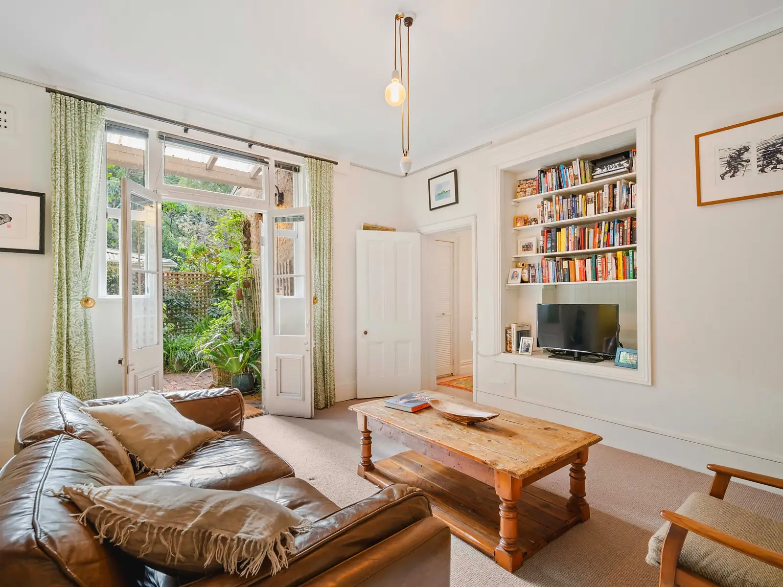 7/289-291 Edgecliff Road, Woollahra Sold by Sydney Sotheby's International Realty - image 2