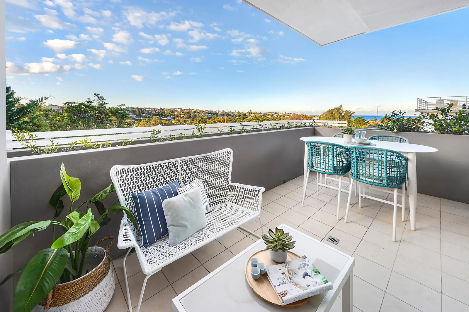 7/38 Coogee Bay Road, Randwick Sold by Sydney Sotheby's International Realty - image 2