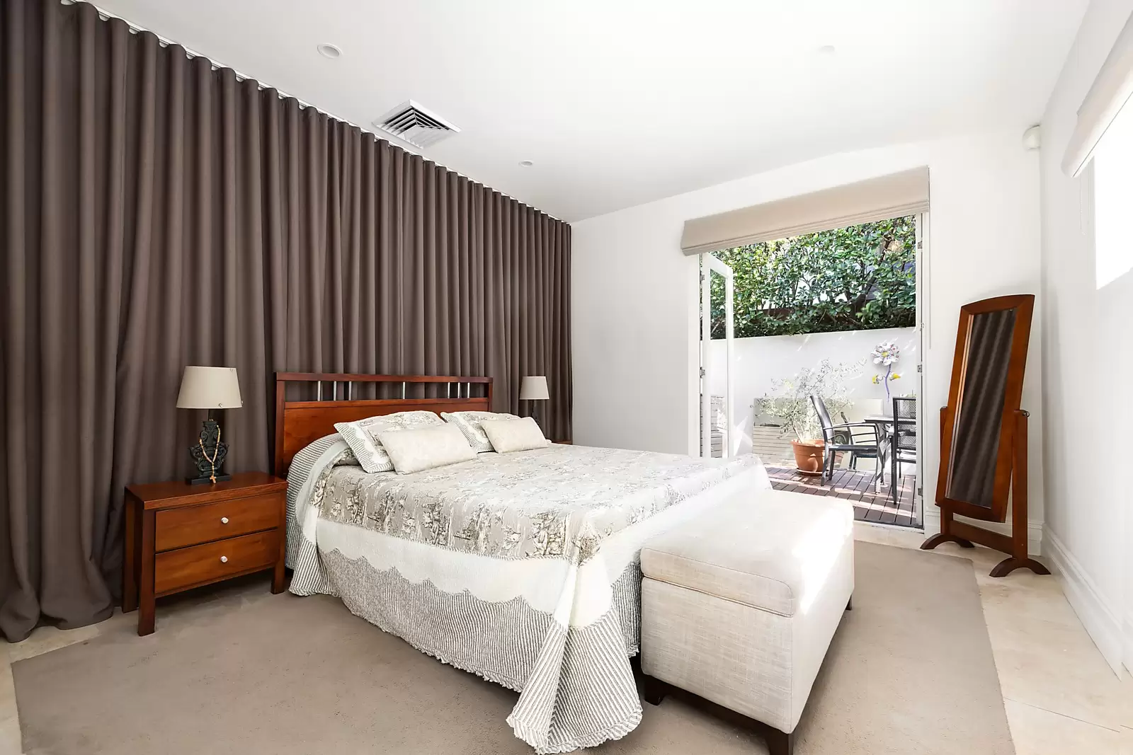 300 Edgecliff Road, Woollahra Sold by Sydney Sotheby's International Realty - image 10