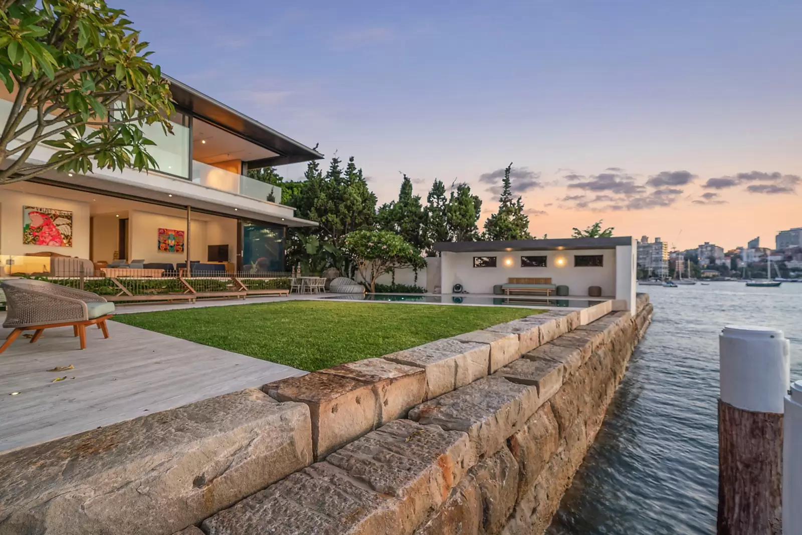 82 New Beach Road, Darling Point For Sale by Sydney Sotheby's International Realty - image 1