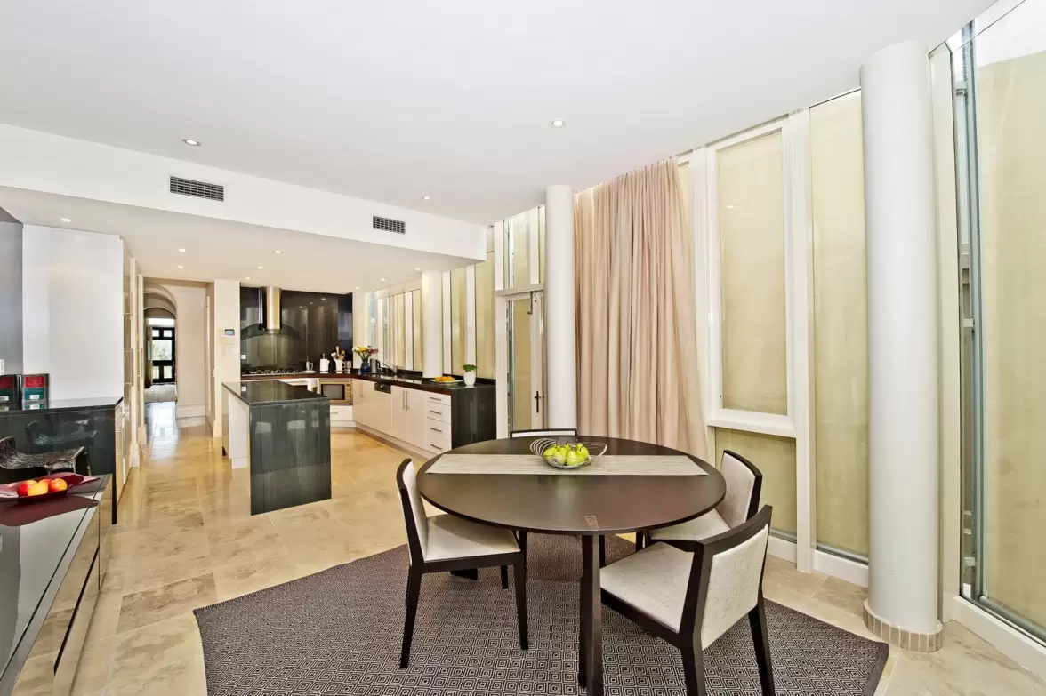 50 New Beach Road, Darling Point Sold by Sydney Sotheby's International Realty - image 6
