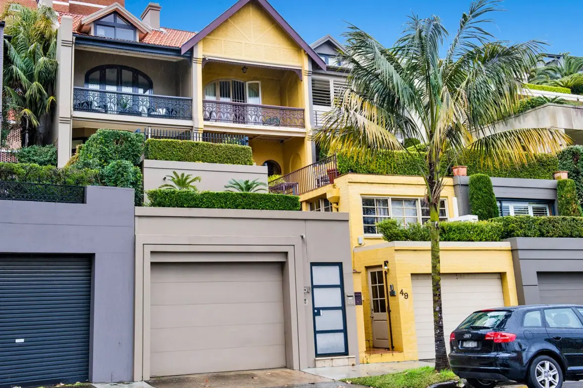 50 New Beach Road, Darling Point Sold by Sydney Sotheby's International Realty - image 2