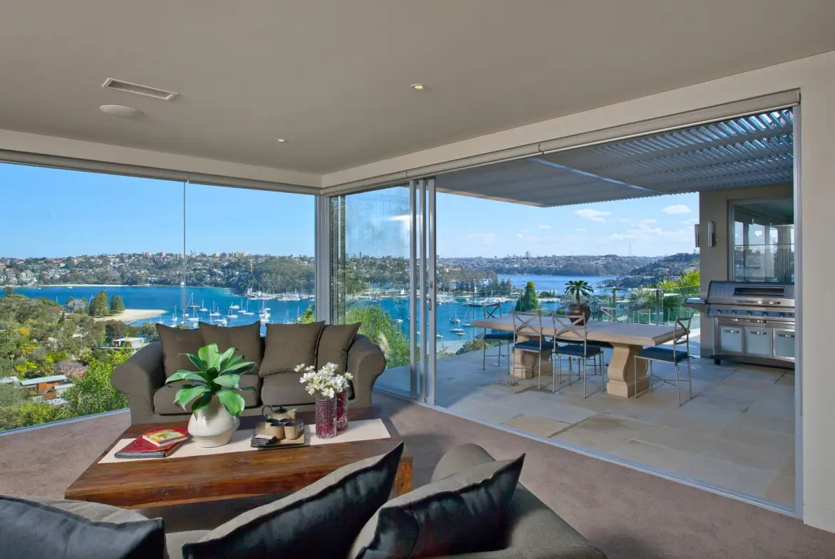 1 Russell Street, Clontarf Sold by Sydney Sotheby's International Realty - image 1