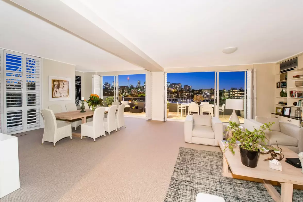 Penthouse A/22 New Beach Road, Darling Point Sold by Sydney Sotheby's International Realty - image 10