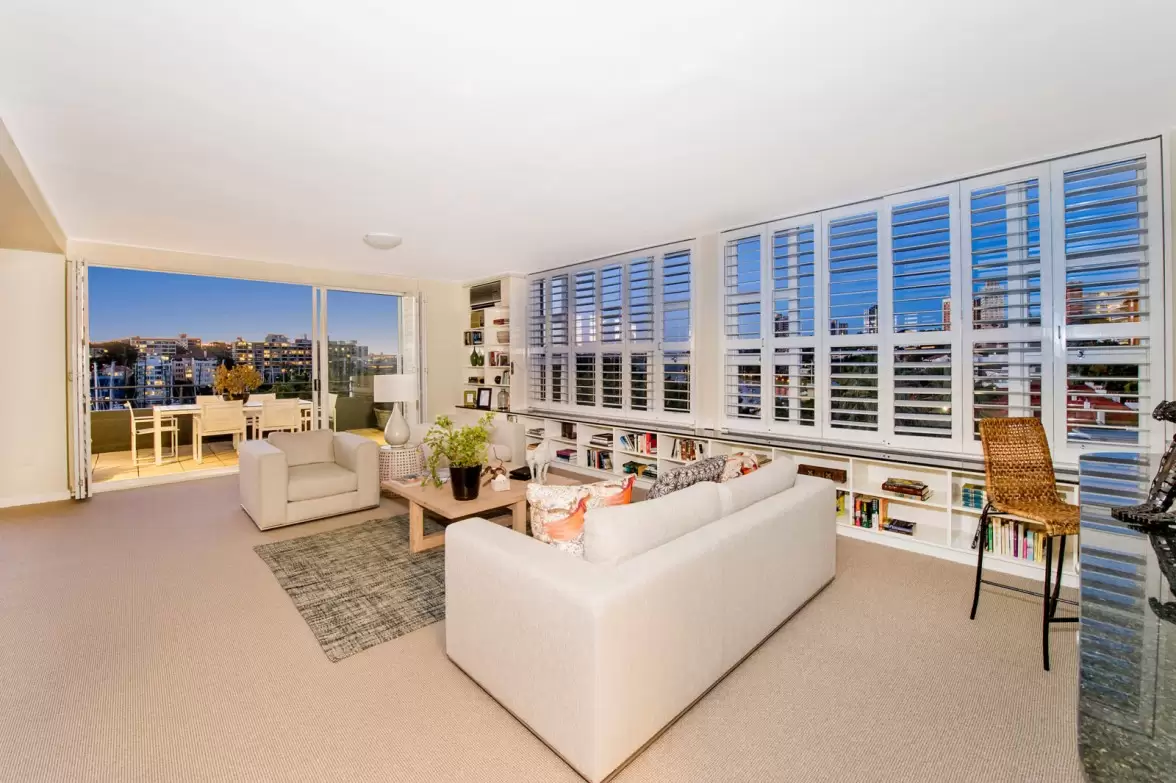 Penthouse A/22 New Beach Road, Darling Point Sold by Sydney Sotheby's International Realty - image 9