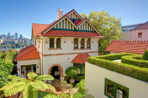 1 Yarranabbe Road, Darling Point Sold by Sydney Sotheby's International Realty