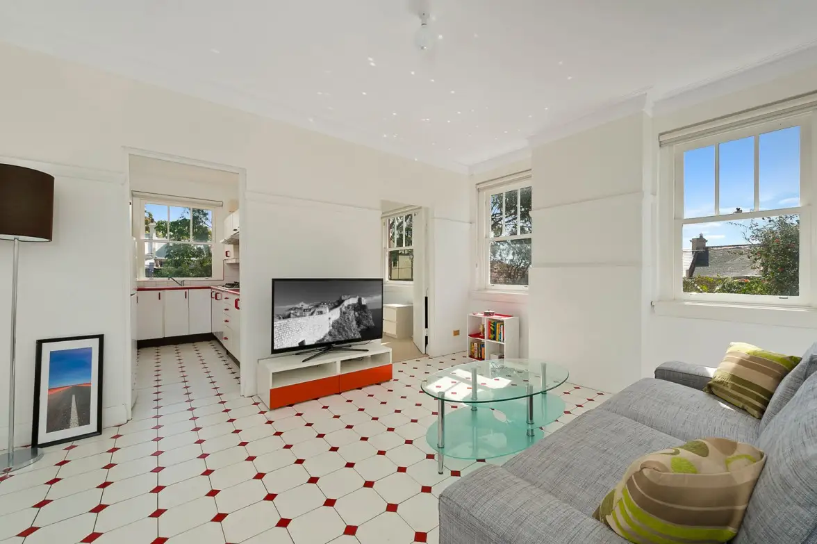 6/28 Junction Street, Woollahra Sold by Sydney Sotheby's International Realty - image 2